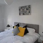 Bellevue Apartment
